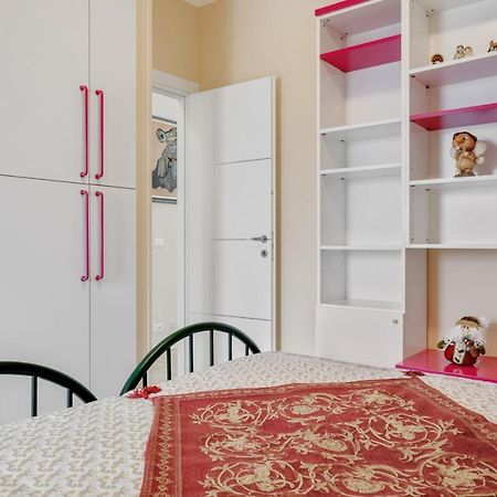 Luni Mare Bright Terrace Flat With Parking Lejlighed Marinella di Sarzana Eksteriør billede